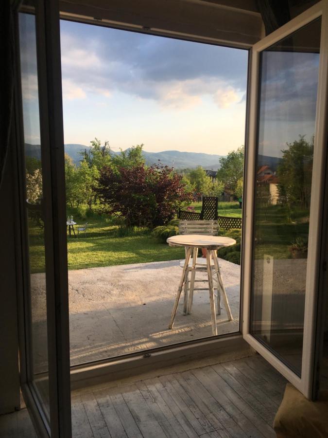 Ferienwohnung Mala Oaza Čačak Exterior foto